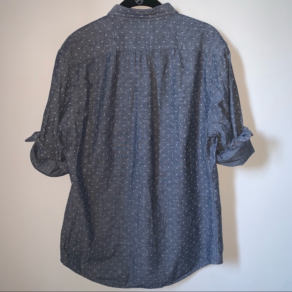 OLD NAVY slim fit chambray print button down shirt - Picture 3 of 5